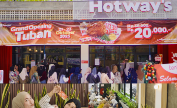 “Antrean Panjang Sejak Pagi! Ratusan Warga Serbu Grand Opening Hotway’s Chicken Tuban.”